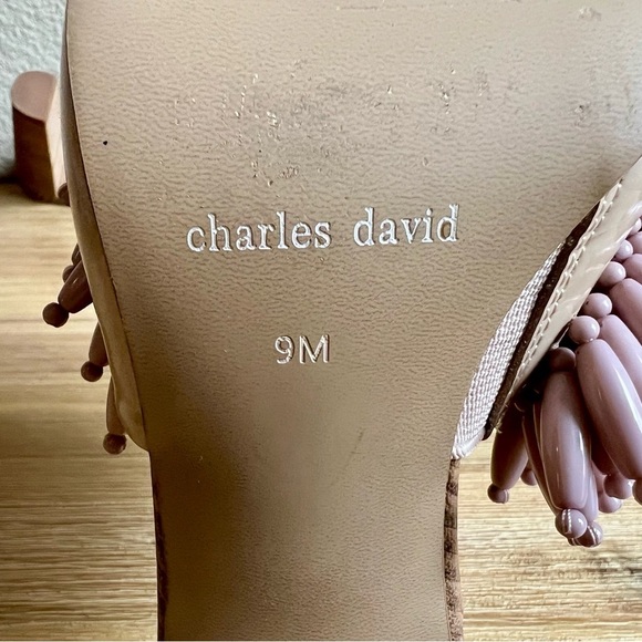Charles David HOTTIE SANDAL size 9 beaded block heel slide - Picture 12 of 14